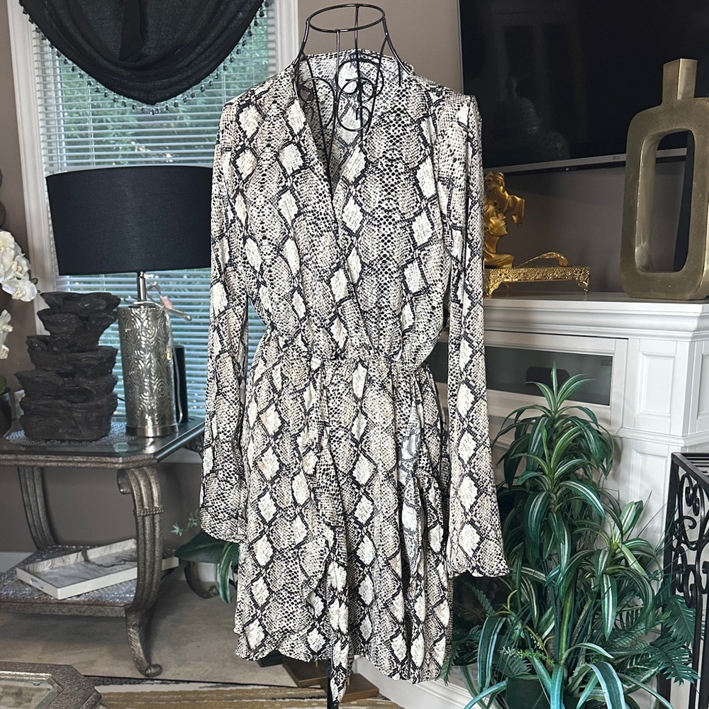 Fashion Nova Black and White Snakeskin Mini Dress